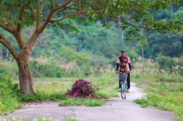 Làng chài Việt Hải